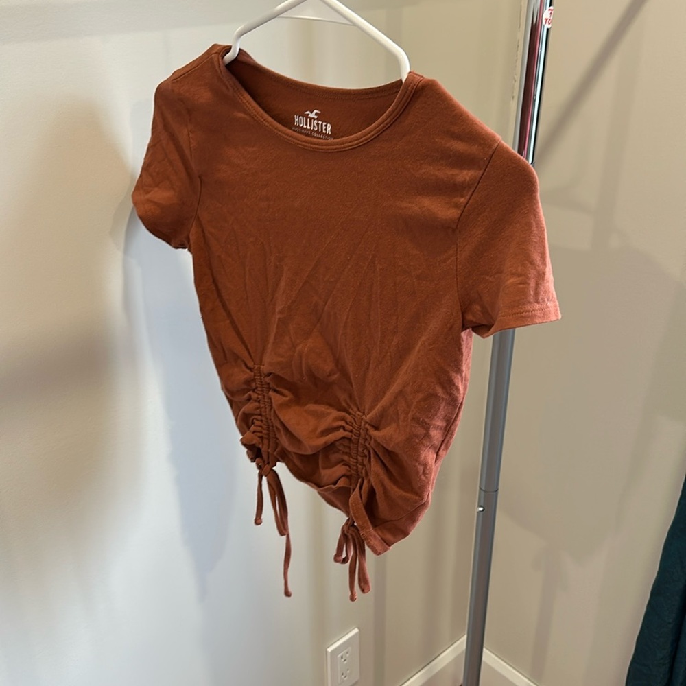 Hollister cropped top